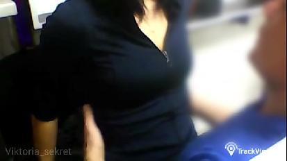 L impiegato vuole scopare il venditore