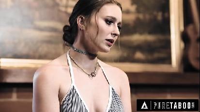 Puro tabù pervertiti maturi strani ingannano l ingenua vicina laney grey per toglierle la verginità