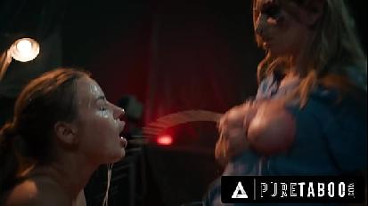 Pure taboo ashley lane demone a 3 tette allatta l infermiera anna claire clouds porno horror incredibilmente a 3