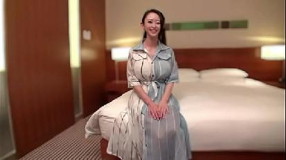 Insegnante tettona che lavora come insegnante di scuola superiore video bizzarro che non dovresti mai mostrare alle persone a scuola 1