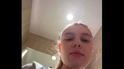 Grande cazzo estremo sesso anale in pubblico