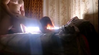 Faccio un test alla pecorina con una ragazza magra dai capelli rossi