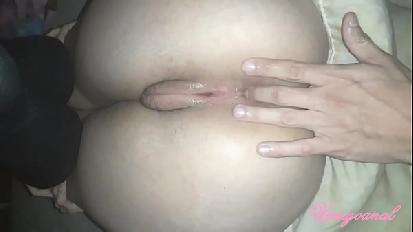 Ho messo un dito nel buco stretto e proibito di questa latina pawg ma non basta