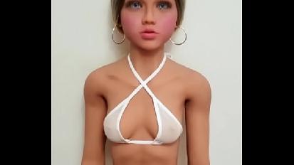 Faccio sesso con una giovane bambola del sesso carina e bella
